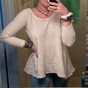 Comfy white/cream knit sweater